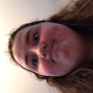 Meet your Posher, Lea